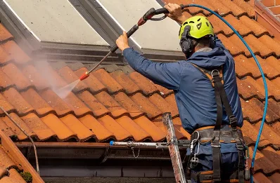 Démoussage et hydrofuge de toiture à Houldizy